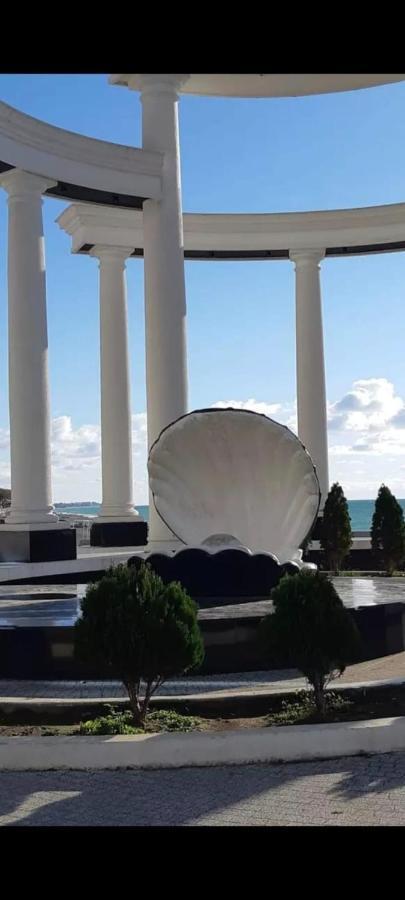 Белый Лотос Gagra Exterior foto